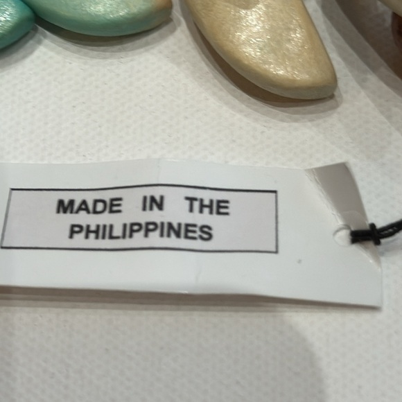 NWT DECOUTURE Beaded Statement Necklace - Picture 4 of 7